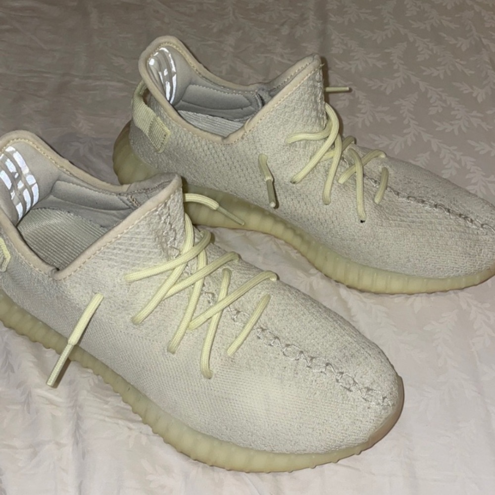 YEEZY BOOST 350 V2
"Butter"